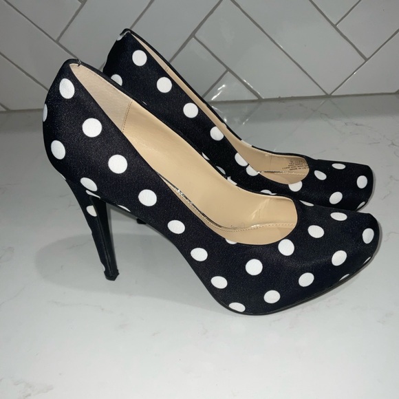 Polka Dot Black and White Women's Heels - Picture 4 of 9